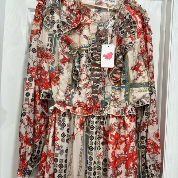 L'ATISTE Vibrant Red and Cream Maxi Dress - Picture 3 of 5